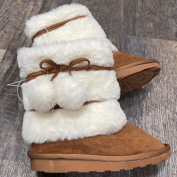 Girls boots - Picture 2 of 7